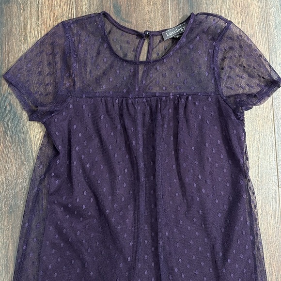 Purple sheer polka dot pattern top - Picture 3 of 4